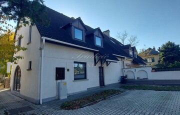 Eladó családi ház