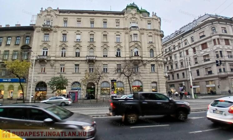 Eladó Budapesi Lipotvárosi 64 m2 tégla lakás.                                 