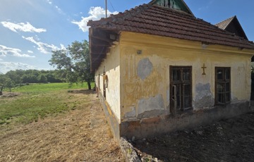 Eladó családi ház