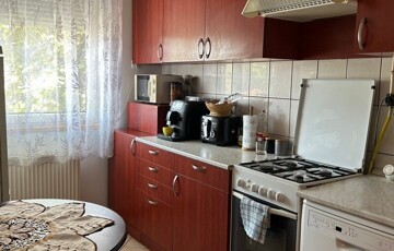 Eladó lakás