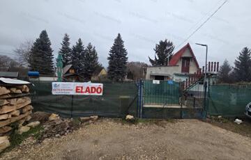 Eladó telek/földterület