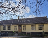 Eladó családi ház Madaras 7 500 000 Ft