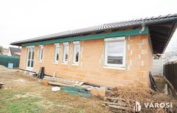 Eladó családi ház