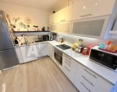 Eladó lakás Szeged 100 000 000 Ft