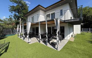 Eladó családi ház