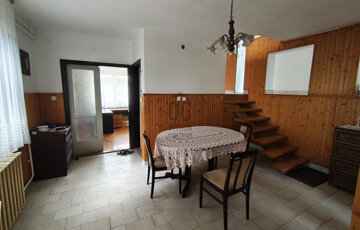 Eladó családi ház