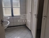 Kiadó iroda/üzlethelyiség Székesfehérvár 70 000 Ft