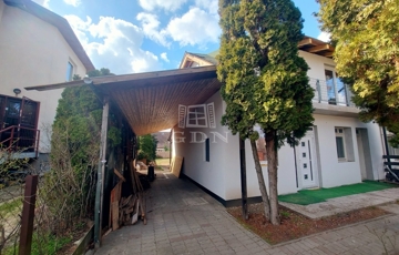 Eladó családi ház