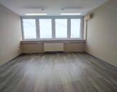 Szolnok belvárosában, jól megközelíthető helyen irodák kiadók!