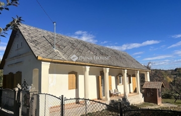 Eladó családi ház