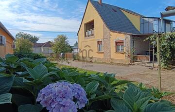 Eladó családi ház