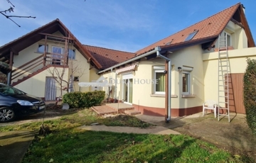 Eladó családi ház