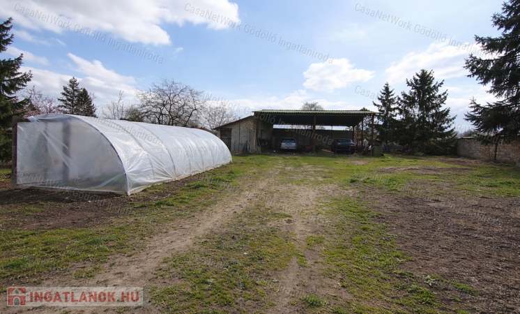 Dupla lehetőség egy telken- két otthon egy döntés!