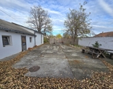 Eladó iroda/üzlethelyiség Madaras 15 000 000 Ft