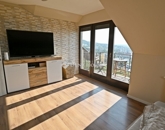 Eladó családi ház Pécs 189 000 000 Ft