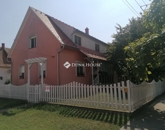 Eladó családi ház Siklós 115 000 000 Ft