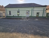 Eladó iroda/üzlethelyiség Kunbaja 5 000 000 Ft