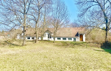 Eladó családi ház