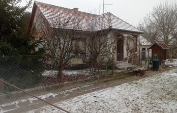 Eladó családi ház