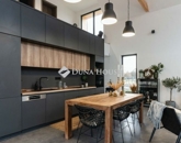 Eladó családi ház Balatonkeresztúr 117 000 000 Ft