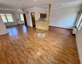 Kiadó iroda/üzlethelyiség Maglód 400 000 Ft