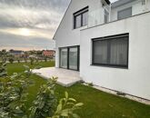 Eladó családi ház Balatonakali 139 000 000 Ft