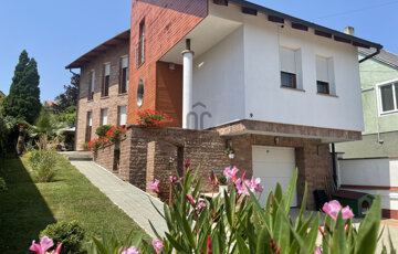 Eladó családi ház