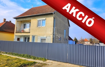 Eladó családi ház