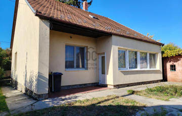Kiadó családi ház