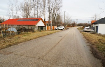 Eladó telek/földterület