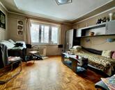 Cegléden a belvárosban földszinti tégla lakás eladó!