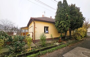 Eladó családi ház