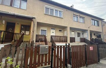 Eladó családi ház