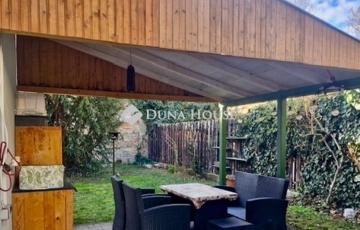 Eladó családi ház