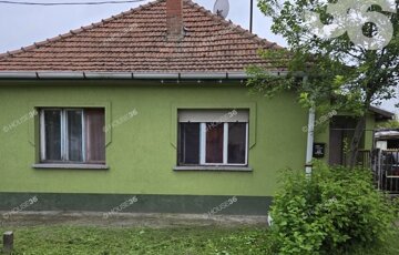 Eladó családi ház
