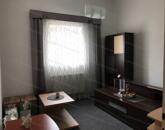 Eladó üzlethelyiség raktárral/műhellyel