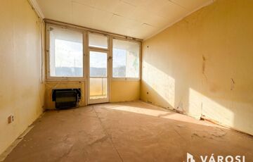 Eladó lakás