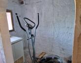 Eladó hangulatos pince Tokodon!