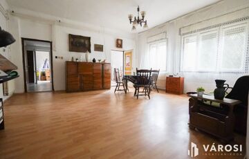 Eladó családi ház