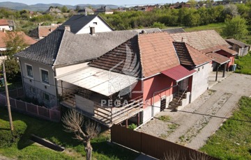 Eladó családi ház