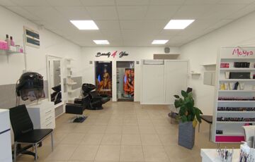 Eladó iroda/üzlethelyiség