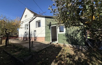 Eladó családi ház
