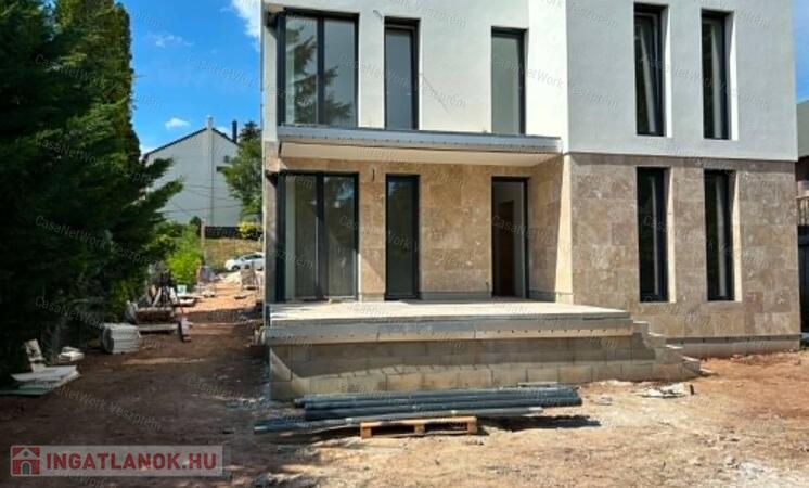 Balatonalmádiban új építésű lakás eladó