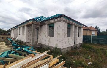 Eladó családi ház