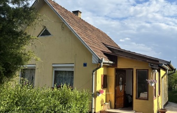 Eladó családi ház