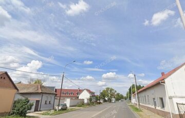 Eladó telek/földterület