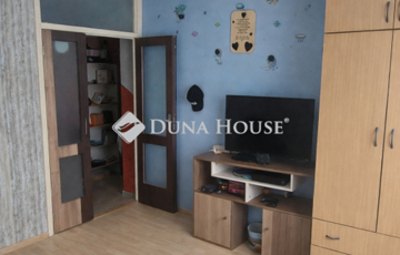 Eladó lakás