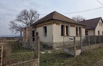 Eladó családi ház