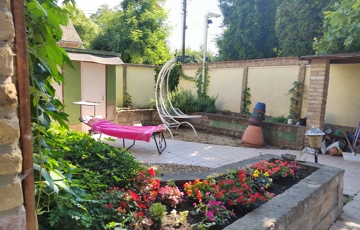 Eladó családi ház