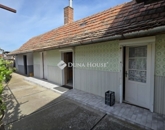 Eladó családi ház Szentlőrinckáta 36 000 000 Ft